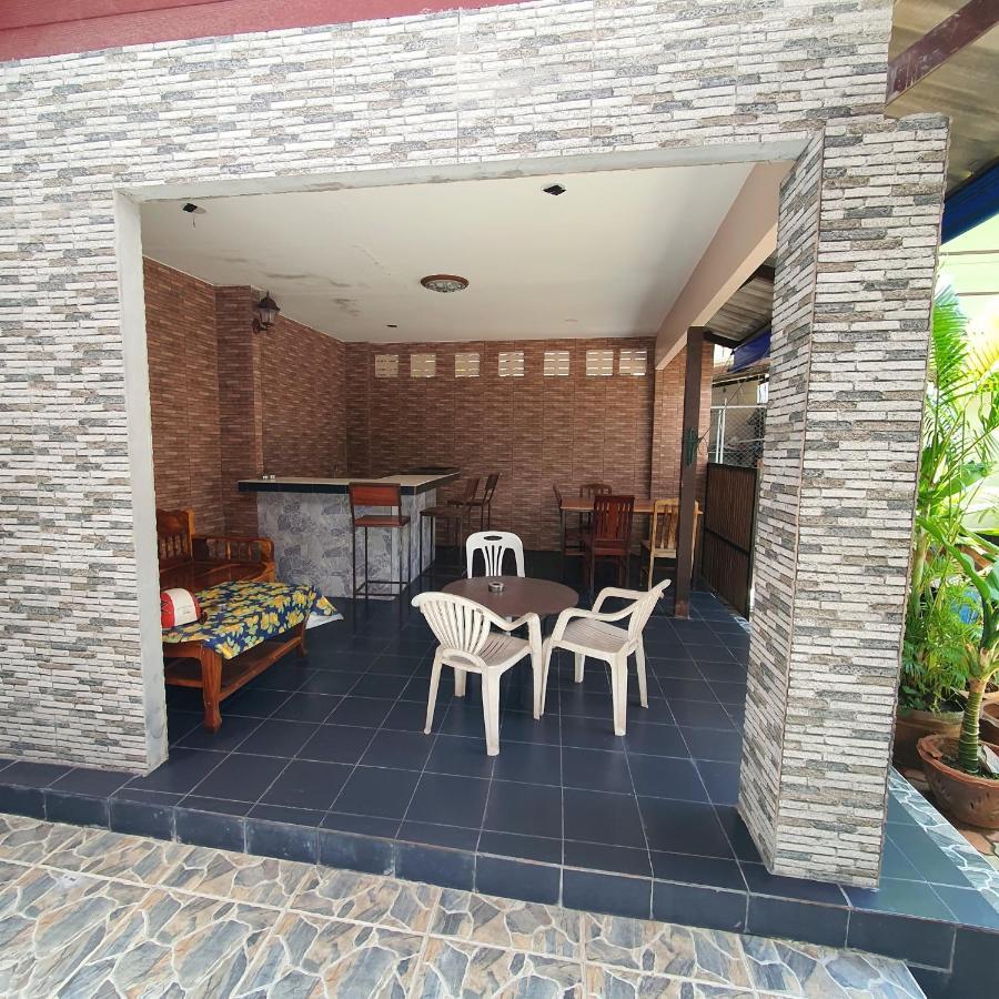 Sairee Center Guest House Ko Tao Esterno foto
